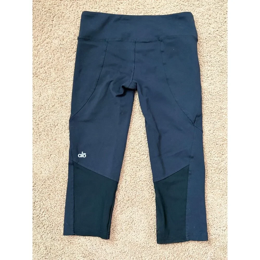 Alo Yoga Black Capri Leggings Mesh Panel Womens Size Small Athletic